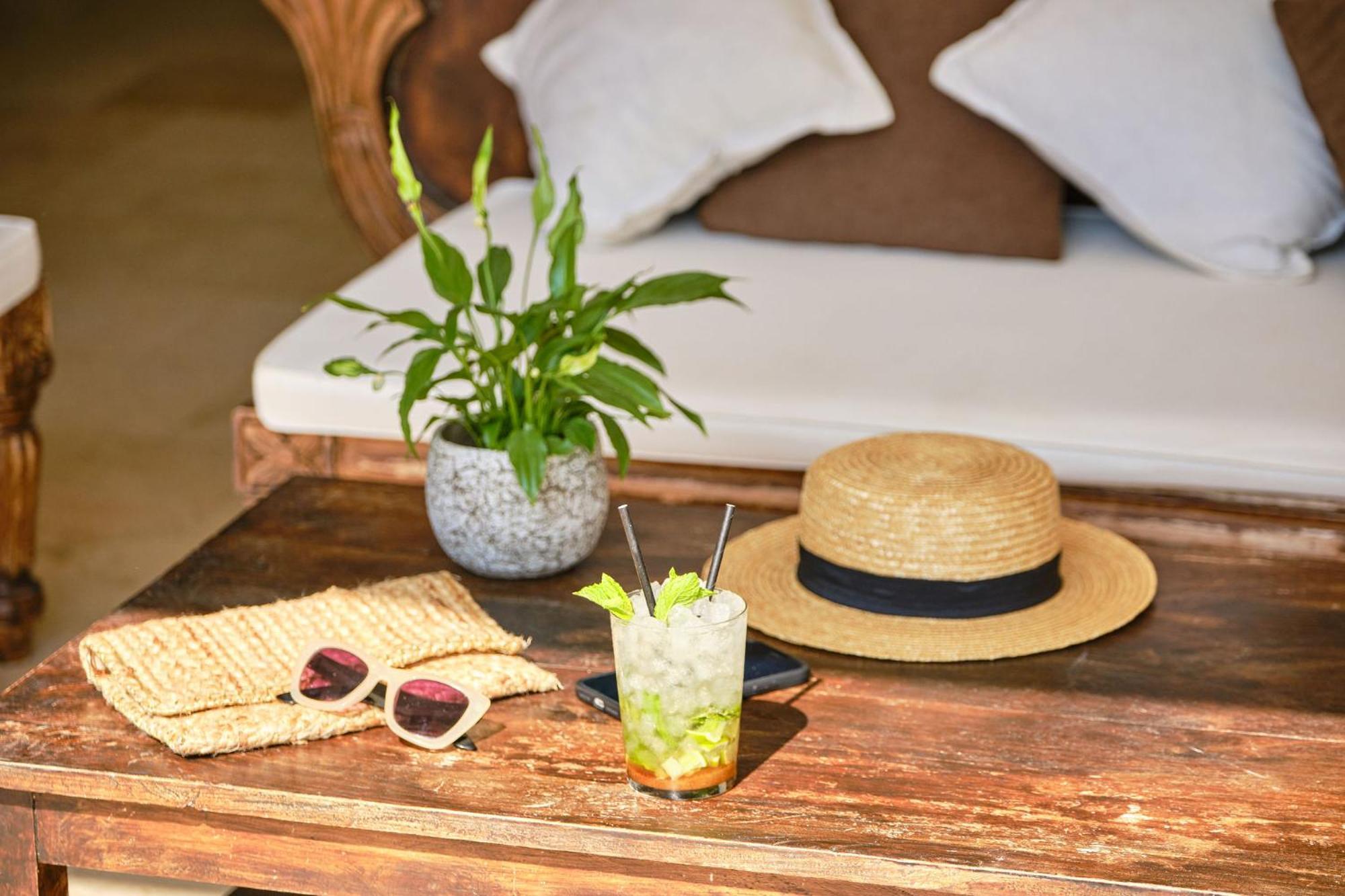 Hotel Boutique Bon Repos - Adults Only Санта-Понса Экстерьер фото