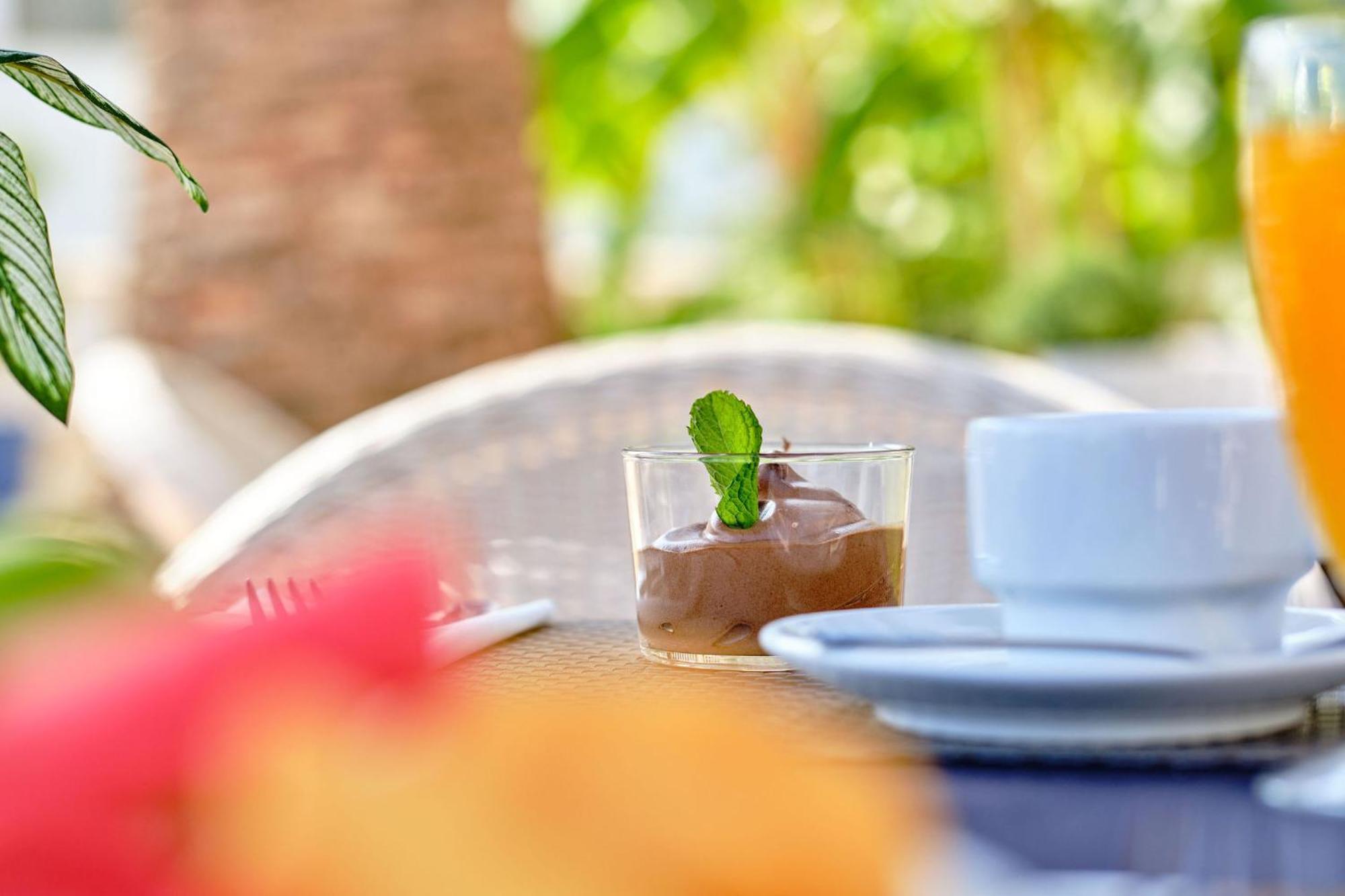 Hotel Boutique Bon Repos - Adults Only Санта-Понса Экстерьер фото