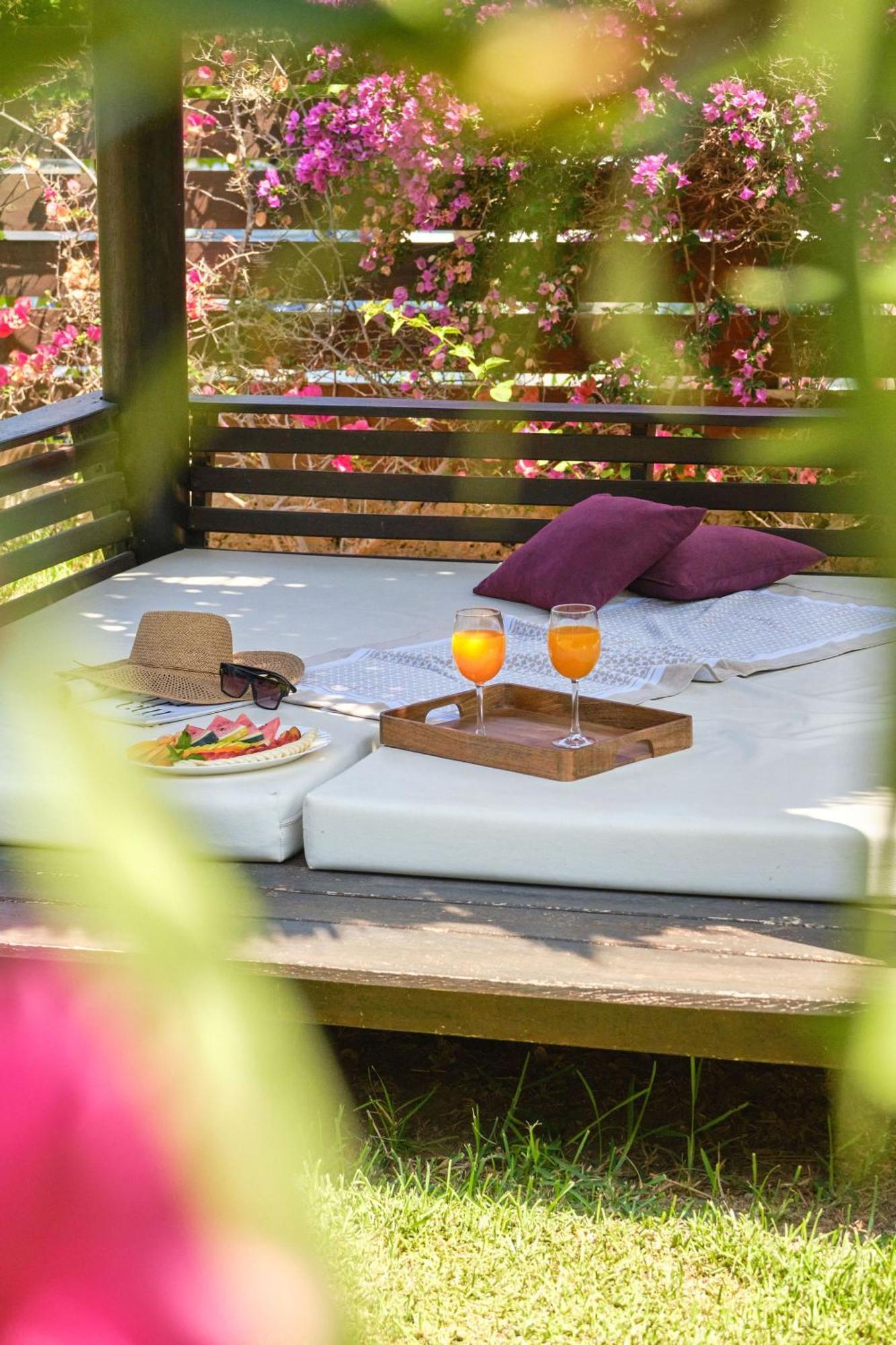 Hotel Boutique Bon Repos - Adults Only Санта-Понса Экстерьер фото